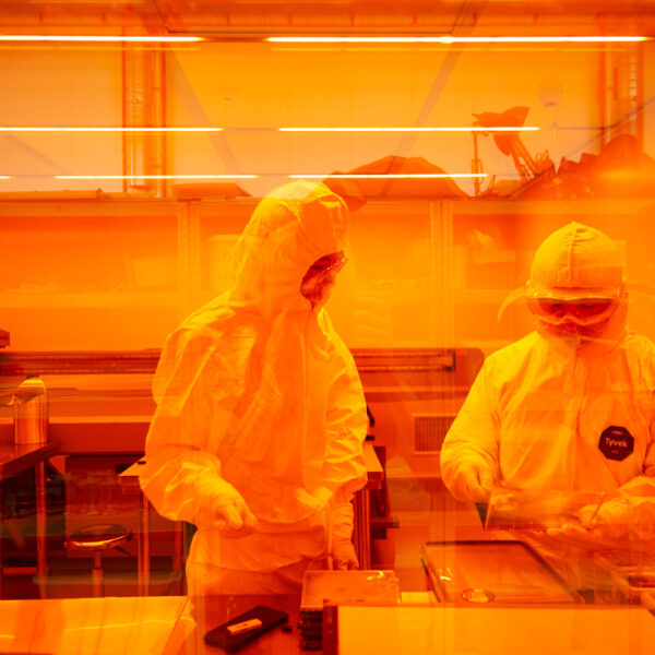 Die Dragon-Produktionslinie im Labor in Wildau.
